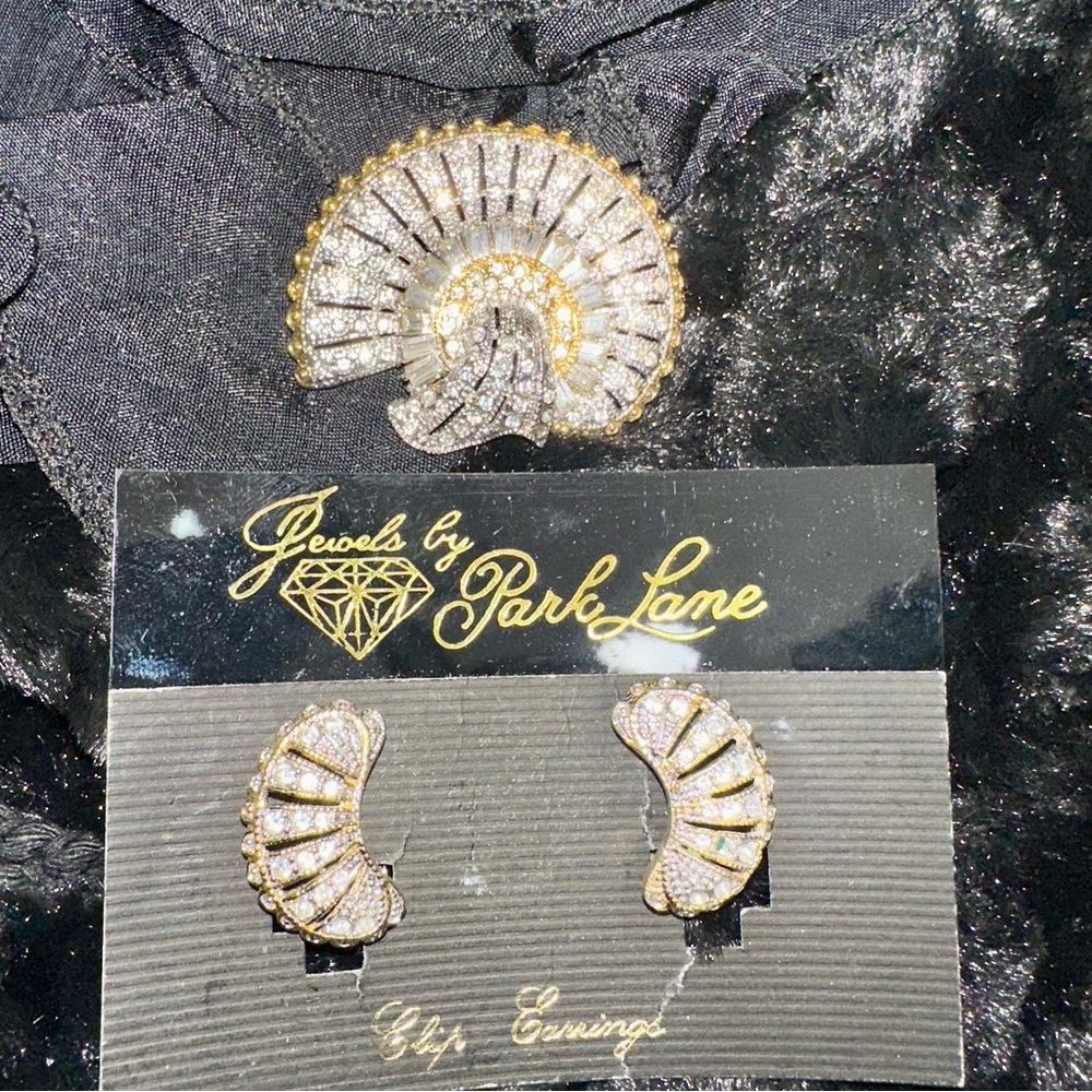 Rare Vintage Park Lane Top Sales Award Fan Brooch Earring Set Mixed Metal 80s